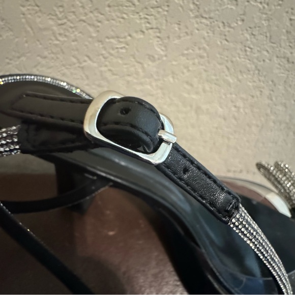 NIB Alicepub Rhinestone Strappy Chunky Heel w/Bow - Picture 7 of 16